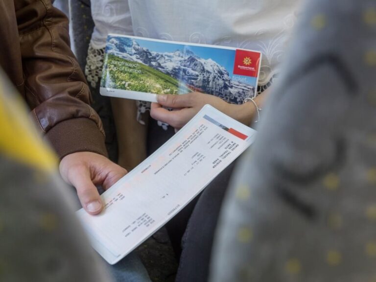 Swiss Travel Pass: Panduan Lengkap dan Cara Hemat Maksimal