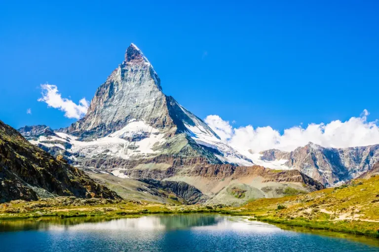 Wisata Swiss Paling Ikonik yang Wajib Masuk Bucket List